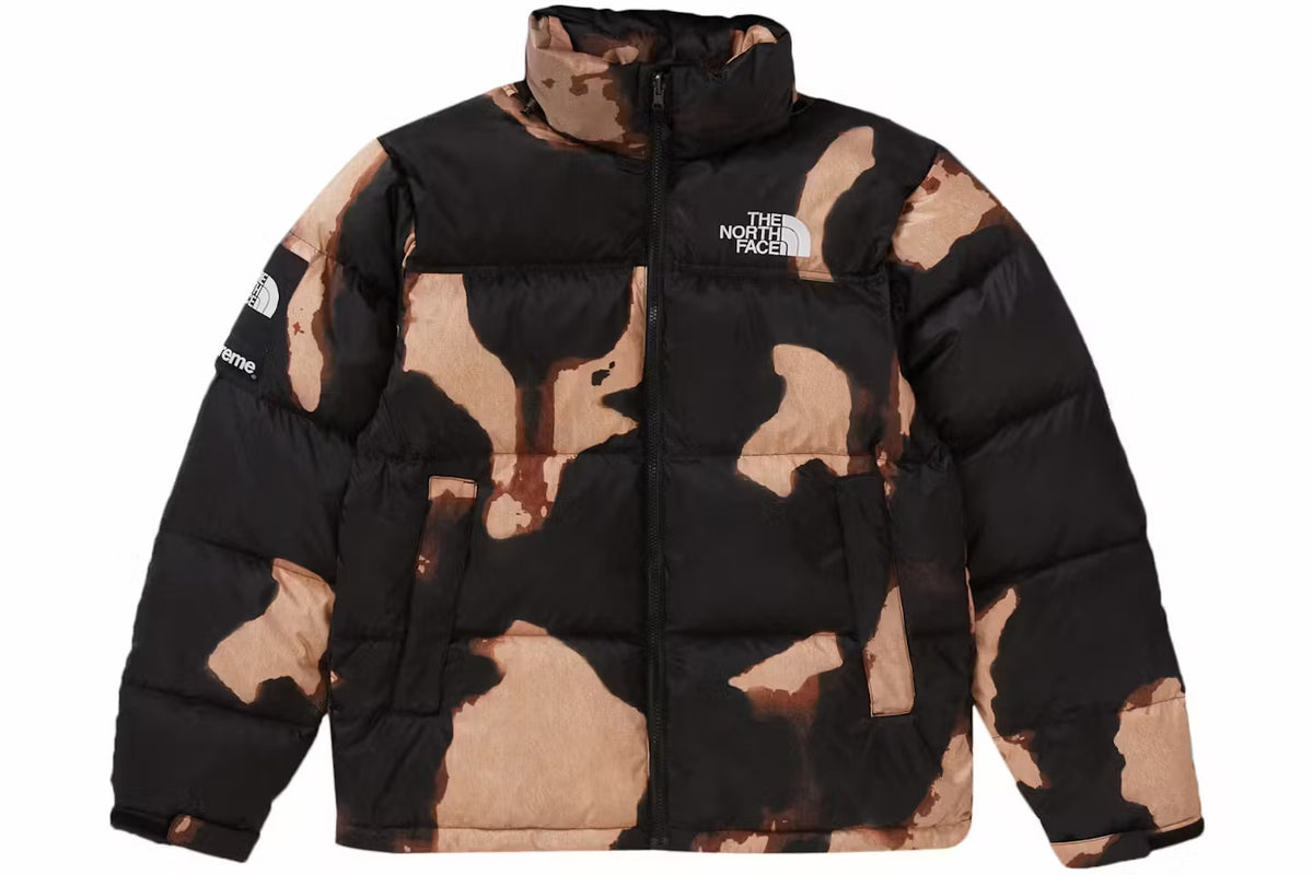 Veste Supreme The North Face Nuptse imprimé denim décoloré noir